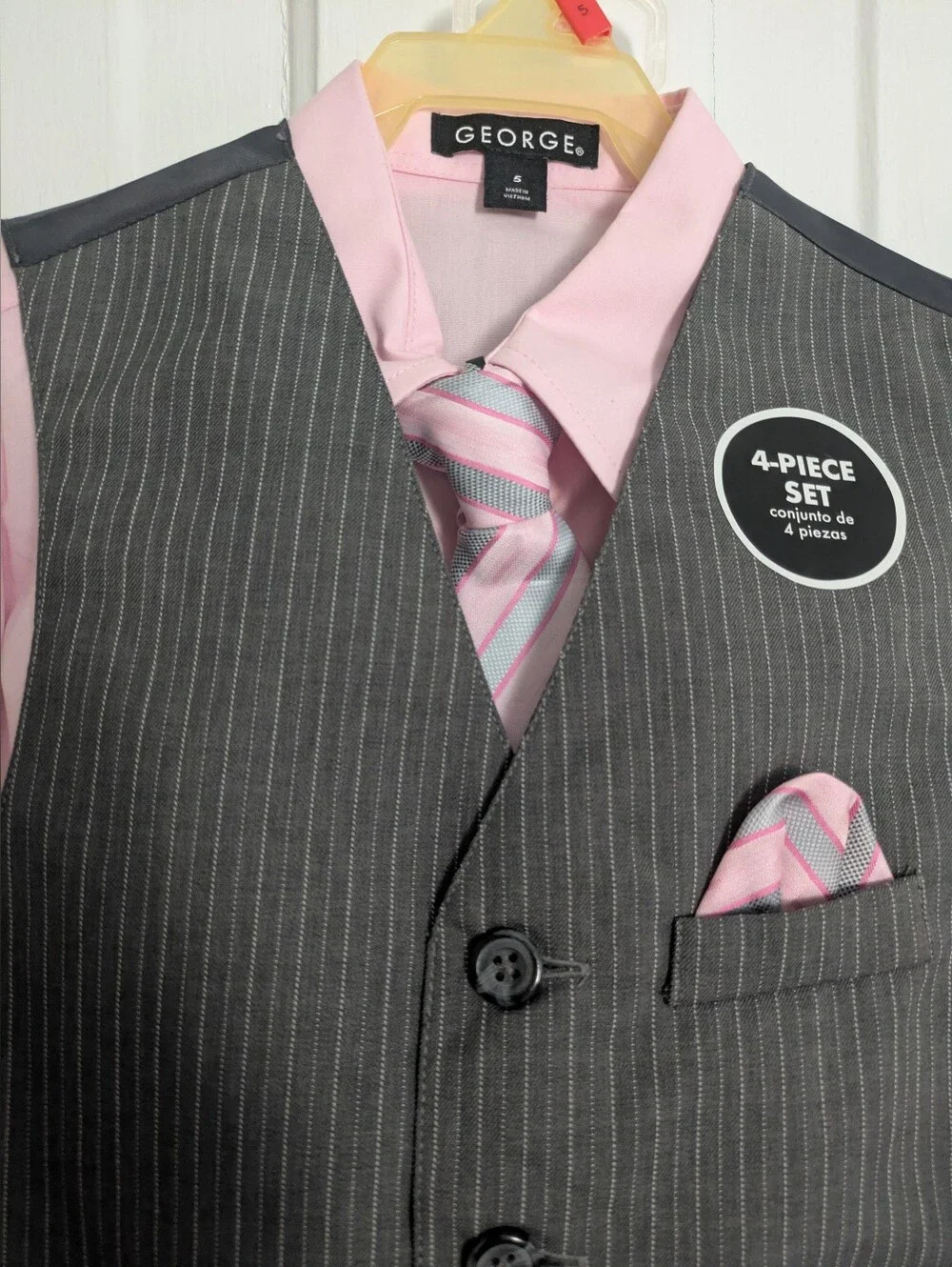 NWT Kid's Four Piece Suit Set, George Size 5, Gray Black Pink